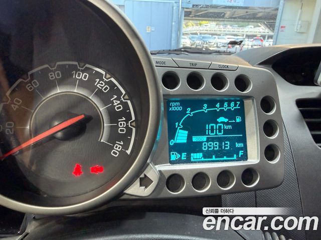 Chevrolet Spark LS Star 2012 — фото 7
