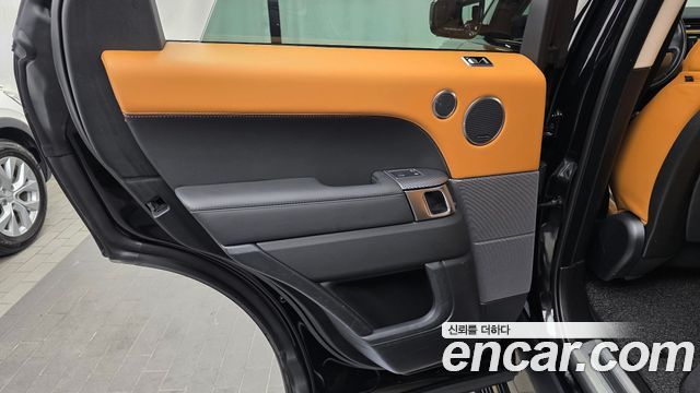 Land Rover Range Rover Sport (II) 3.0 SDV6 HSE Dynamic 2019 — фото 31