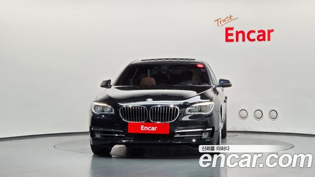BMW 7 Series (F01) 750Li xDrive Individual 2015 — фото 3