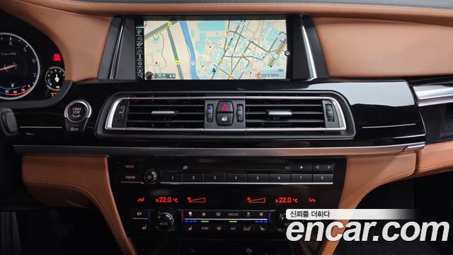 BMW 7 Series (F01) 750Li xDrive Individual 2015 — фото 14