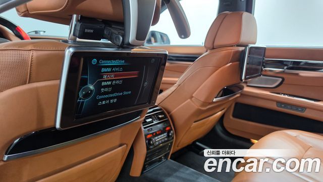 BMW 7 Series (F01) 750Li xDrive Individual 2015 — фото 19