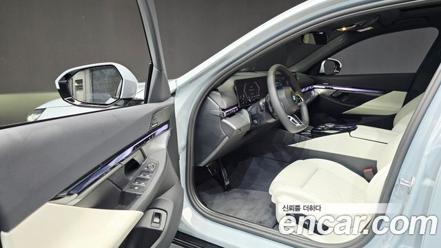 BMW 5 Series (G60) 520i M Sport 2025 — фото 10