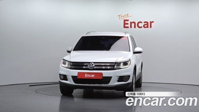 Volkswagen Tiguan 2.0 TDI Comfort 5N 2015 — фото 3
