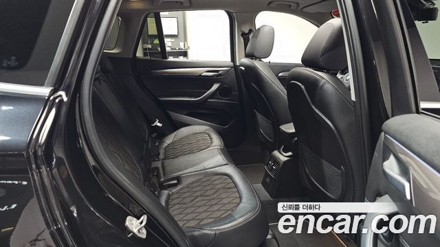 BMW X1 (F48) xDrive 20i xLine 2021 — фото 12