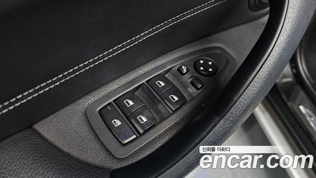 BMW X1 (F48) xDrive 20i xLine 2021 — фото 27