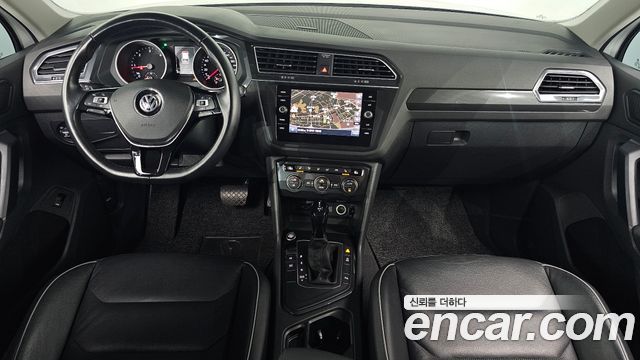 Volkswagen Tiguan (II) 2.0 TDI Premium 2020 — фото 7