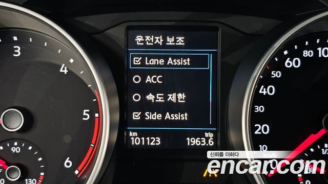 Volkswagen Tiguan (II) 2.0 TDI Premium 2020 — фото 16
