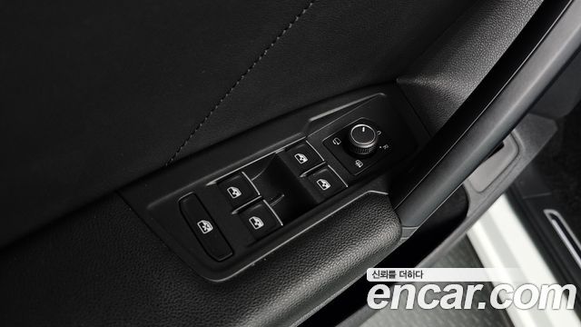Volkswagen Tiguan (II) 2.0 TDI Premium 2020 — фото 28