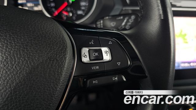 Volkswagen Tiguan (II) 2.0 TDI Premium 2020 — фото 31