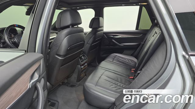 BMW X5 (F15) xDrive 40d 2015 — фото 11