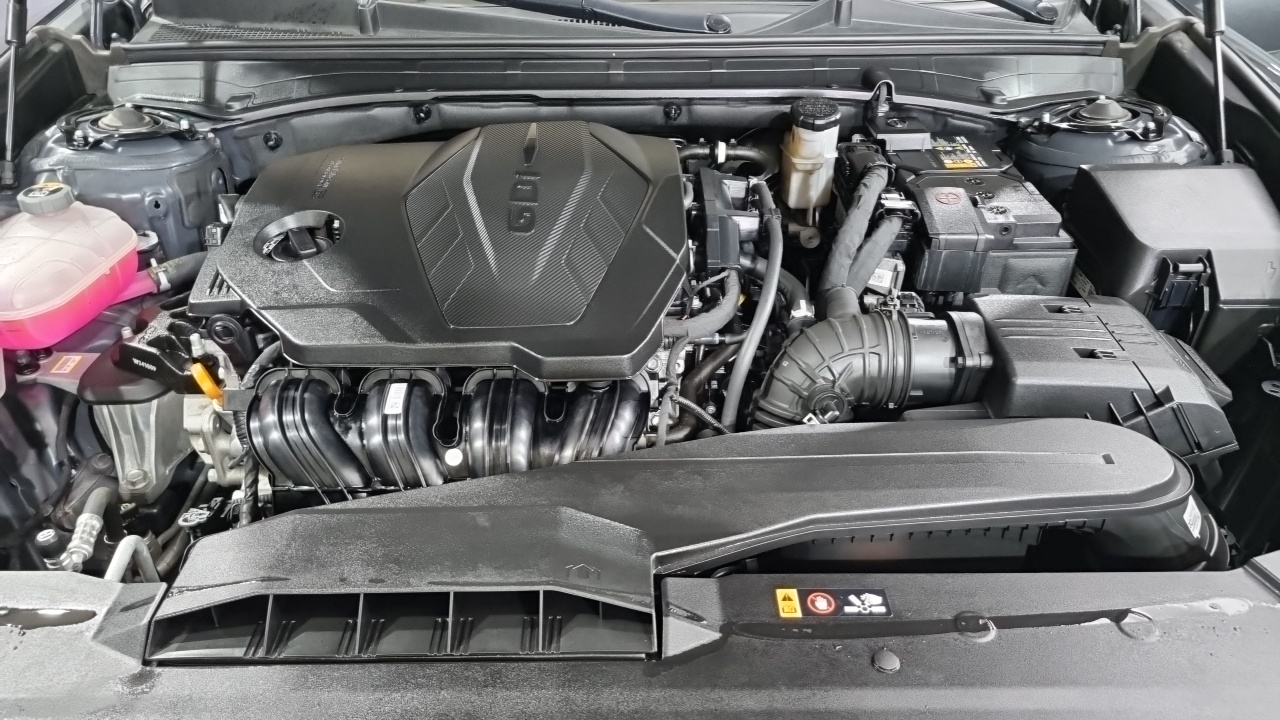 Hyundai Grandeur (GN7) 2,5 Gasoline 2WD Exclusive 2025 — фото 6