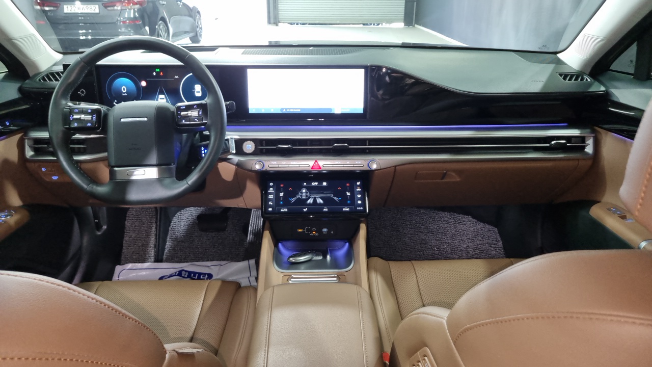 Hyundai Grandeur (GN7) 2,5 Gasoline 2WD Exclusive 2025 — фото 7