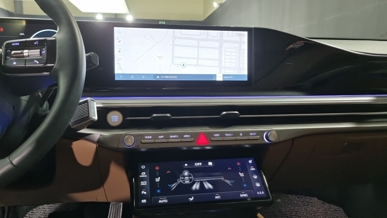 Hyundai Grandeur (GN7) 2,5 Gasoline 2WD Exclusive 2025 — фото 17