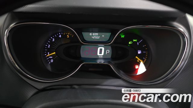 Renault Korea QM3 RE 2016 — фото 8