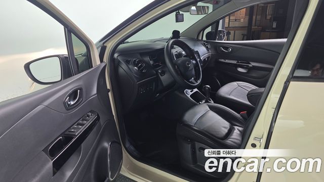 Renault Korea QM3 RE 2016 — фото 10