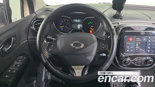 Renault Korea QM3 RE 2016 — фото 13