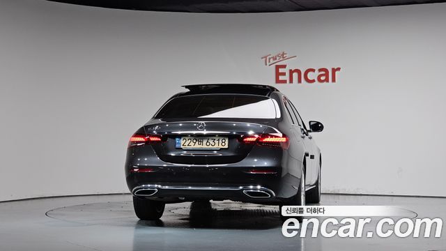 Mercedes-Benz E-Class (W213) E250 Exclusive 2023 — фото 4