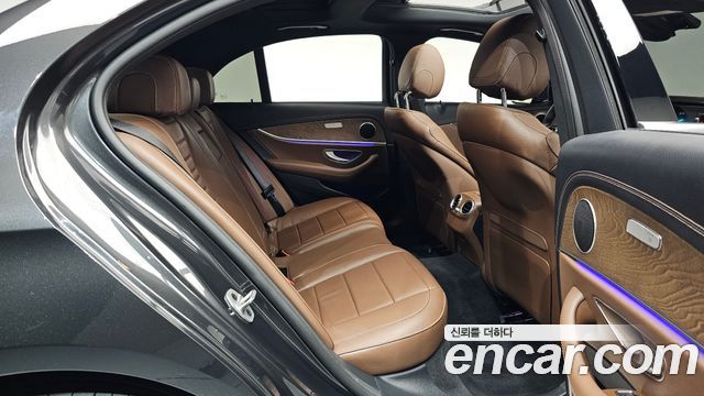 Mercedes-Benz E-Class (W213) E250 Exclusive 2023 — фото 11