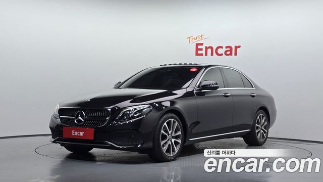 Mercedes-Benz E-Class (W213) E300 4MATIC Avnatgarde 2019 — фото 1