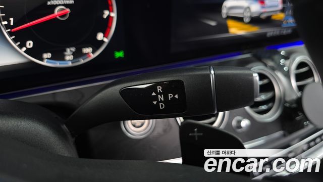 Mercedes-Benz E-Class (W213) E300 4MATIC Avnatgarde 2019 — фото 9