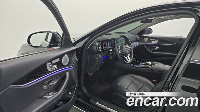Mercedes-Benz E-Class (W213) E300 4MATIC Avnatgarde 2019 — фото 10
