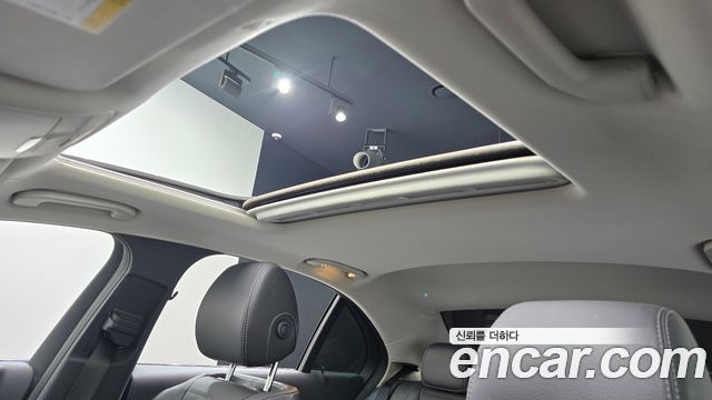 Mercedes-Benz E-Class (W213) E300 4MATIC Avnatgarde 2019 — фото 17