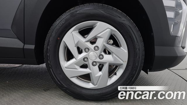 Hyundai Kona (SX2) Gasoline 1.6 Turbo 2WD Modern 2024 — фото 27