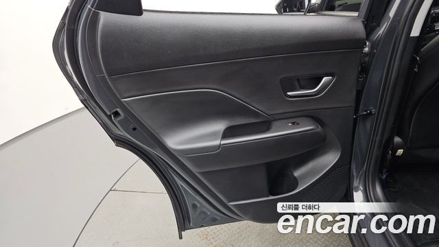 Hyundai Kona (SX2) Gasoline 1.6 Turbo 2WD Modern 2024 — фото 31