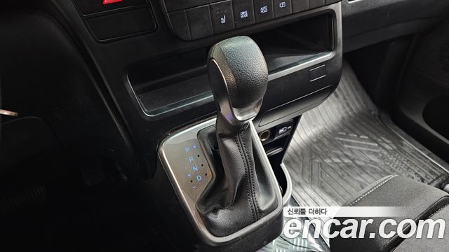 Hyundai Staria Cargo 3-Seater Smart 2022 — фото 9