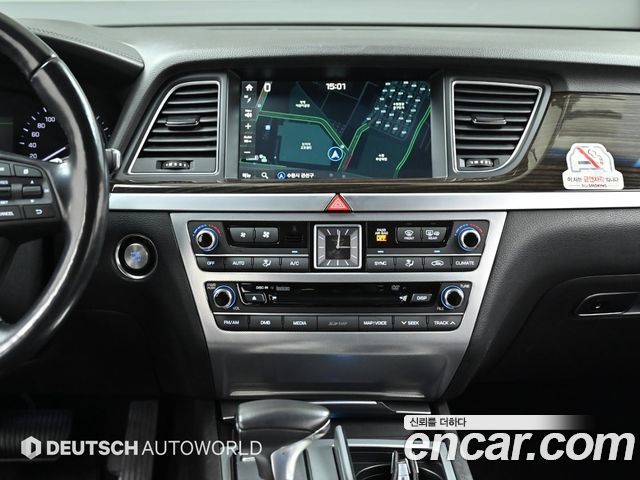 Genesis G80 3.3 GDI AWD Premium Luxury 2017 — фото 18