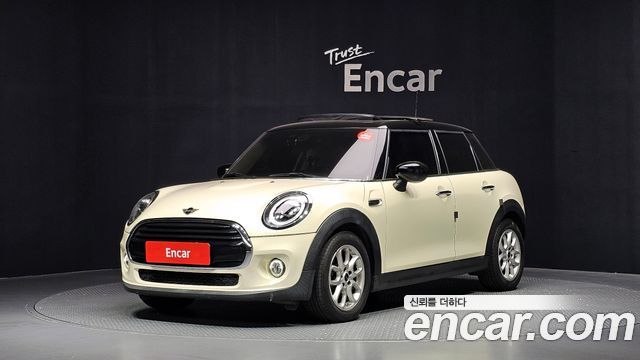 MINI Cooper 5Door HIGH 3rd 2020 — фото 1