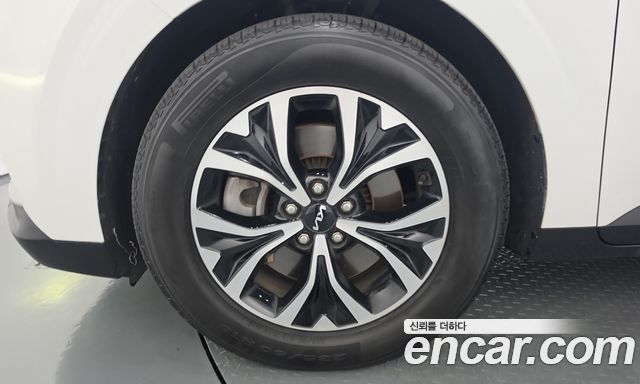 Kia Carnival (IV) Diesel 9-Seater Prestige 2023 — фото 5