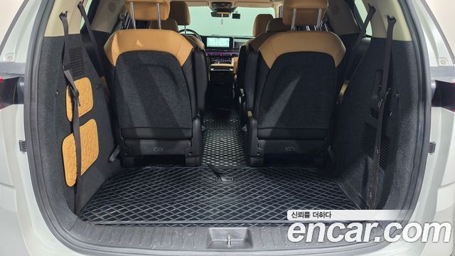 Kia Carnival (IV) Diesel 9-Seater Prestige 2023 — фото 17