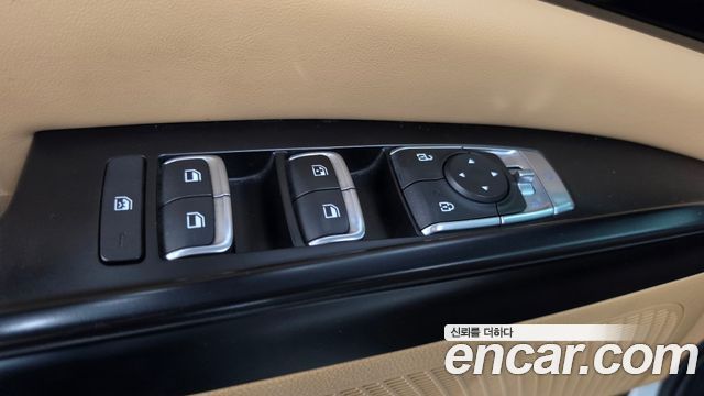 Kia Carnival (IV) Diesel 9-Seater Prestige 2023 — фото 29