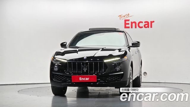 Maserati Levante 3.0 AWD GranLusso 2020 — фото 3