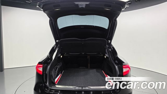 Maserati Levante 3.0 AWD GranLusso 2020 — фото 20
