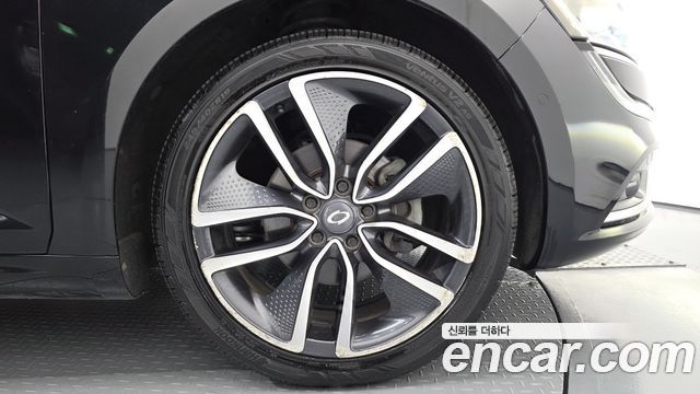 Renault Korea SM6 1.6 TCe RE 2017 — фото 21