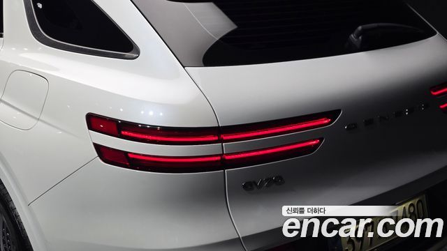 Genesis GV70 2.5T Gasoline 2WD 2021 — фото 23
