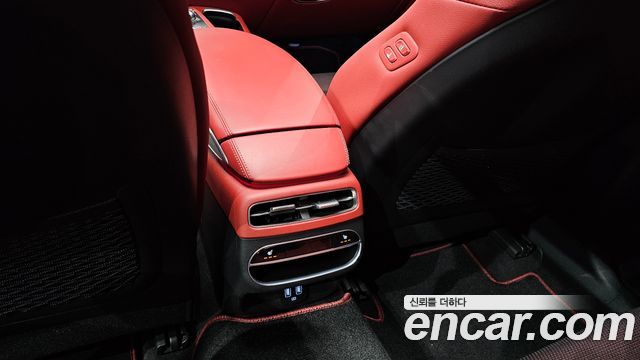 Genesis GV70 2.5T Gasoline 2WD 2021 — фото 30