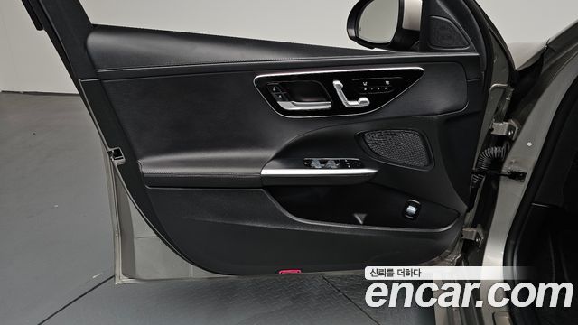 Mercedes-Benz C-Class (W206) C200 AMG Line 2024 — фото 24
