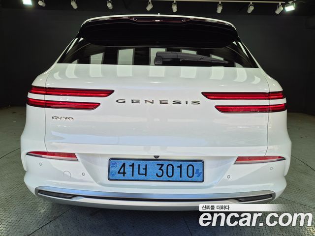 Genesis Electrified (GV70) e-AWD 2022 — фото 2