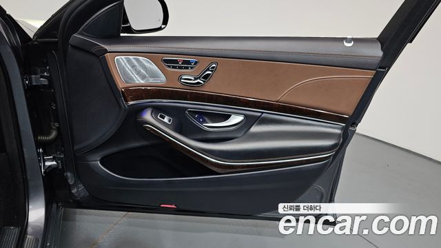 Mercedes-Benz S-Class (W222) S560L 4MATIC 2019 — фото 25