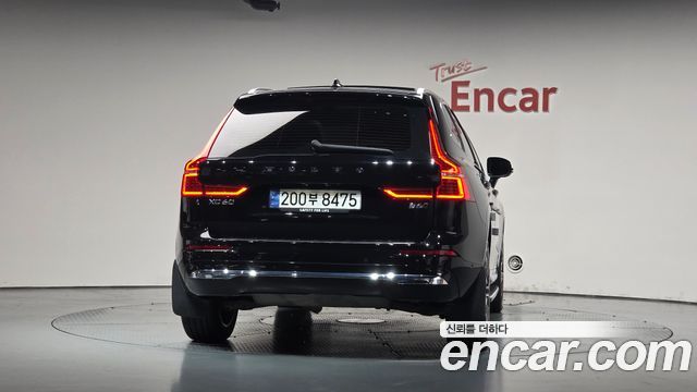 Volvo XC60 (II) B6 Ultra Bright 2025 — фото 4