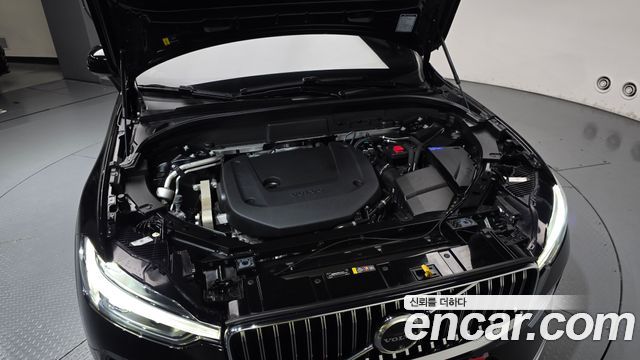 Volvo XC60 (II) B6 Ultra Bright 2025 — фото 6