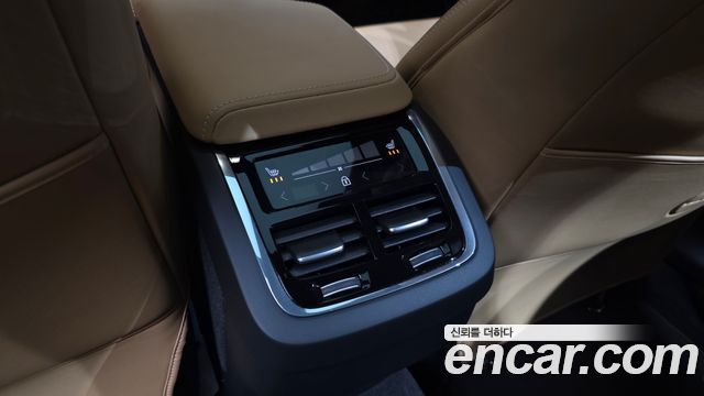 Volvo XC60 (II) B6 Ultra Bright 2025 — фото 19