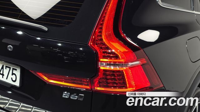 Volvo XC60 (II) B6 Ultra Bright 2025 — фото 23
