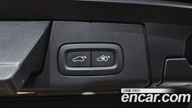 Volvo XC60 (II) B6 Ultra Bright 2025 — фото 37