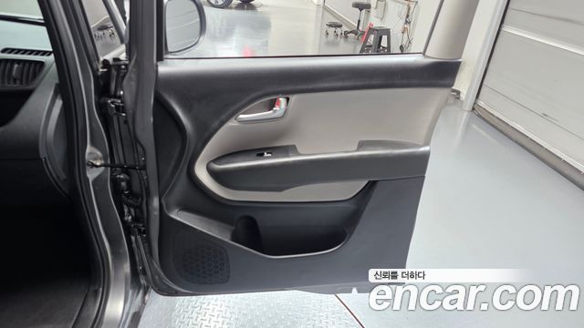 Kia Ray Van 2-Seater Prestige Special 2023 — фото 25