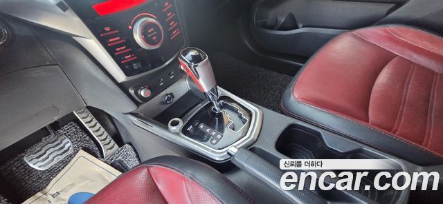 KG Mobility (SsangYong) Tivoli Diesel LX 2WD 2016 — фото 9
