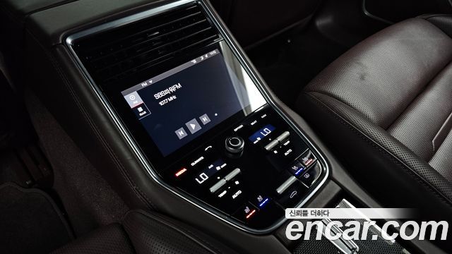 Porsche Panamera (971) 4.0 GTS 2020 — фото 19